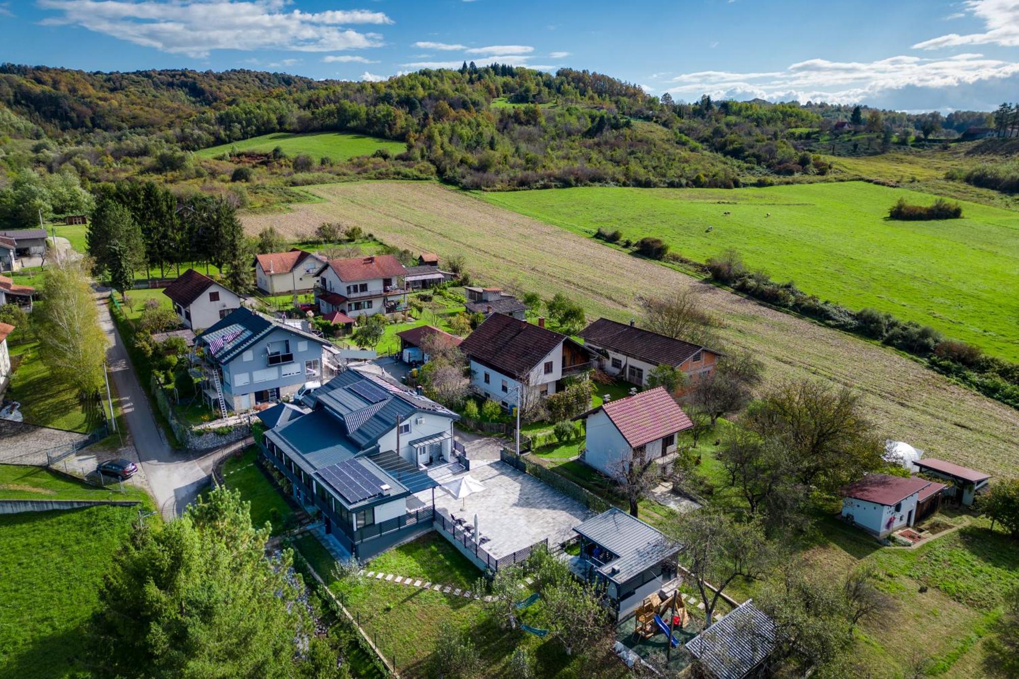 Villa Relax House Marokis à Karlovac Extérieur photo