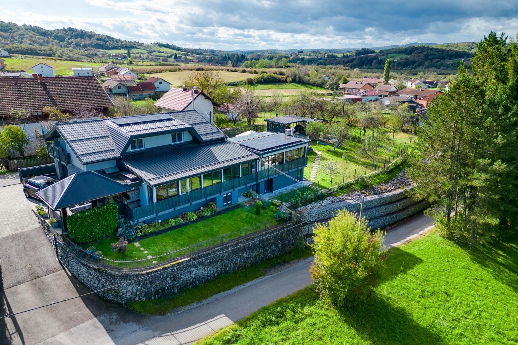 Villa Relax House Marokis à Karlovac Extérieur photo